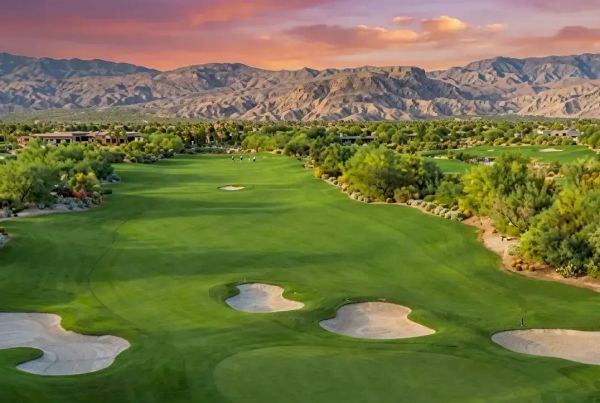 How to Plan a Surprise Golf Trip to Palm Springs
