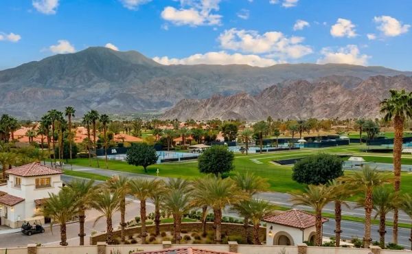 Best Palm Springs Golf Resorts for Guys Trips