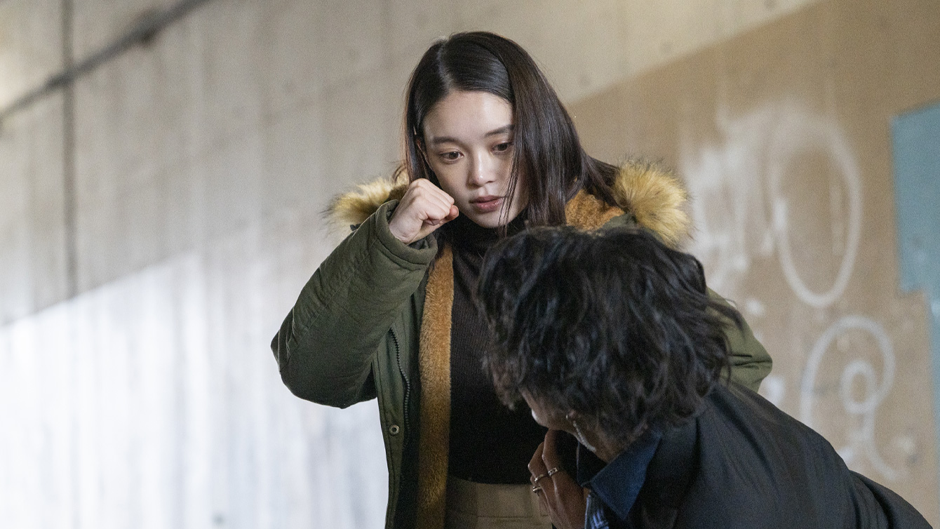 Akari Takaishi gets ready to punch a fool in Ghost Killer