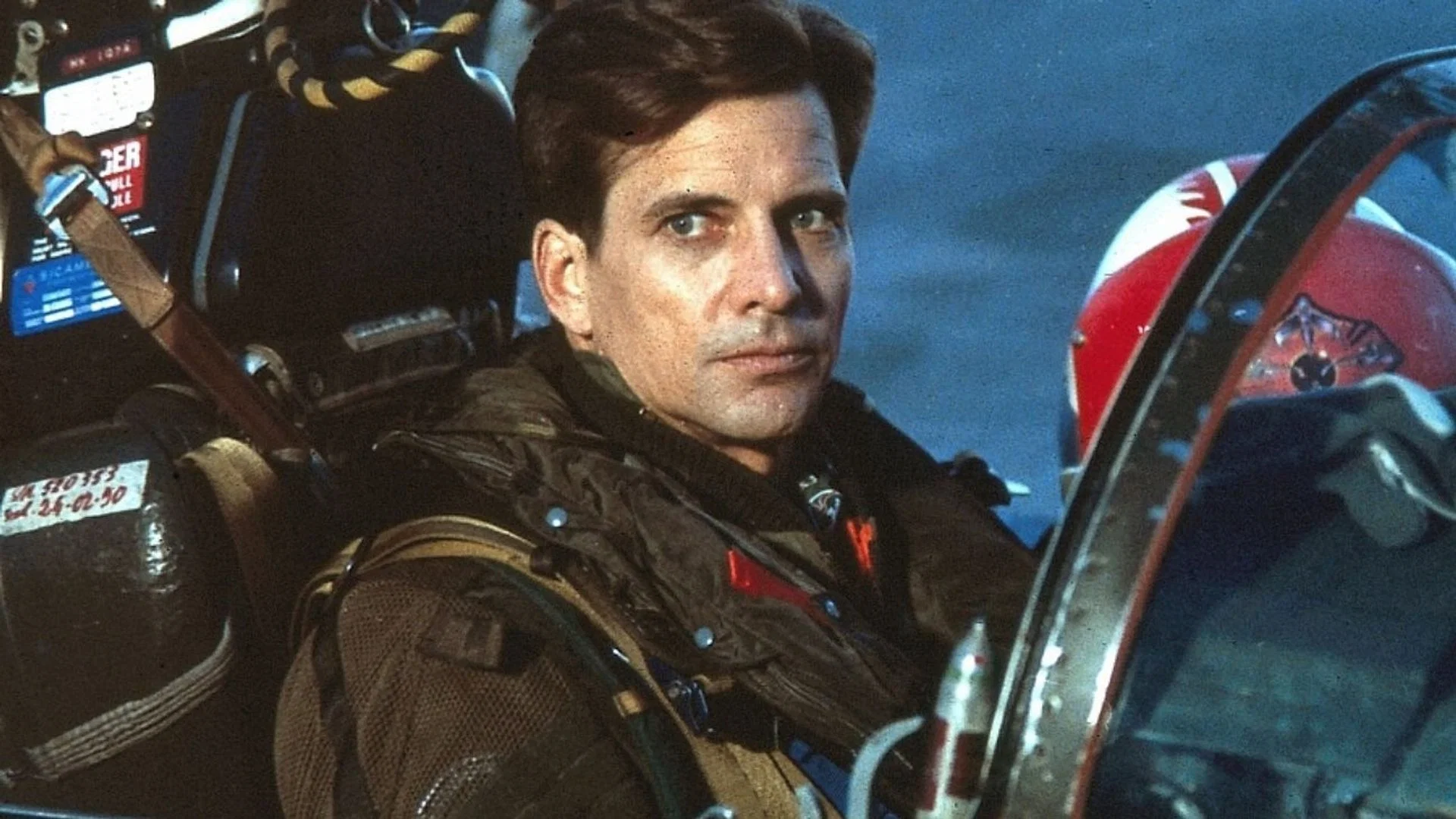 Dirk Benedict in a plane in Blue Tornado