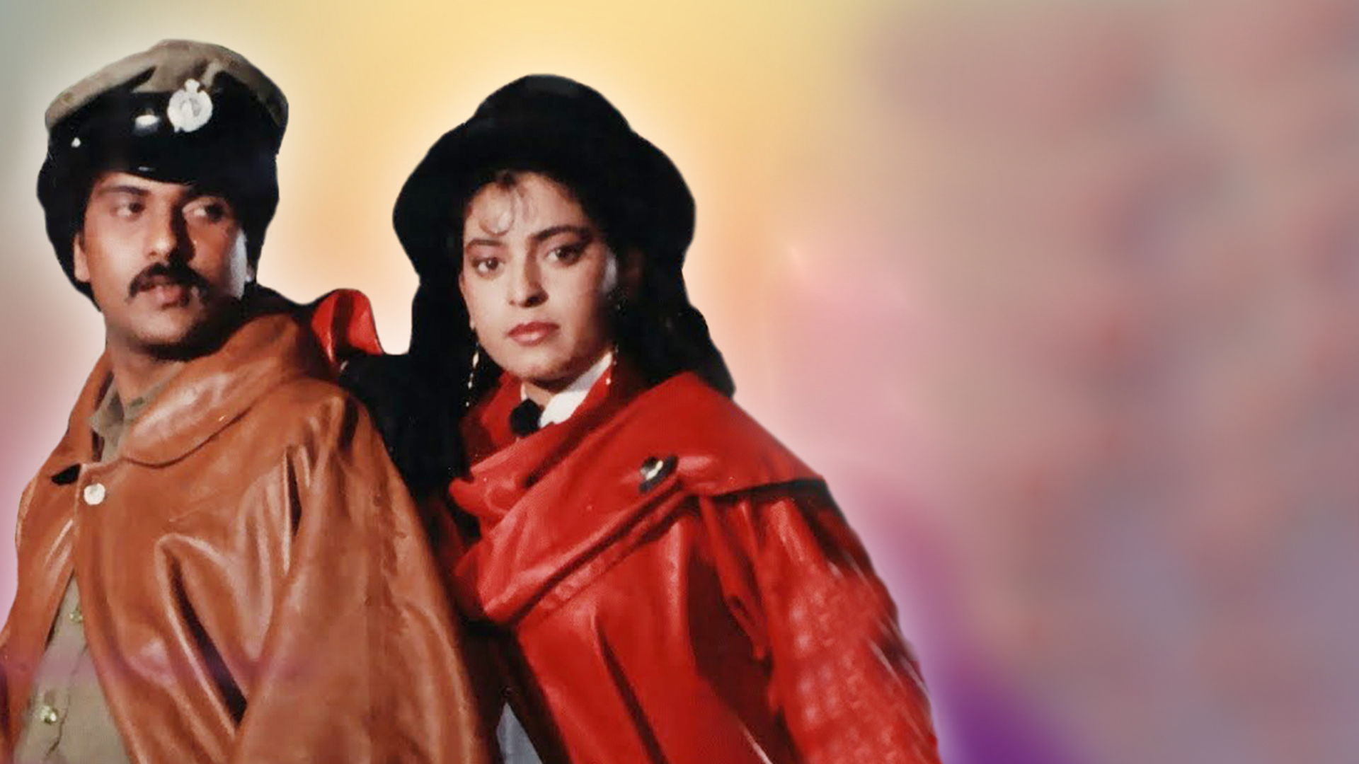 The two leads from Shanti Kranti wear nice leather jackets and hats