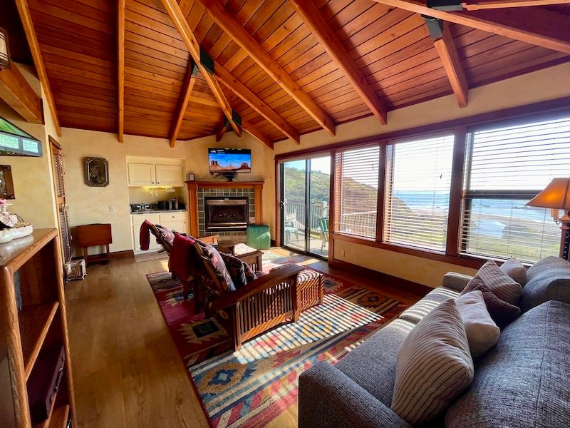 The L.E. White Suite (with a redwood cathedral ceiling). 