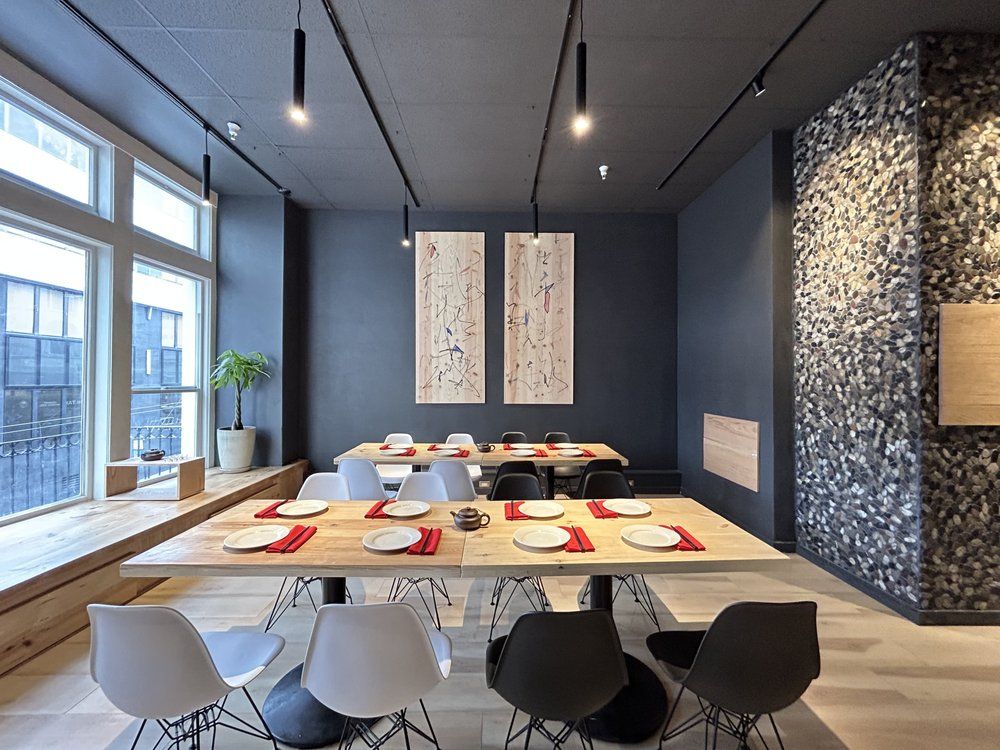 The sleek new style of Sohunan’s upstairs dining room. 