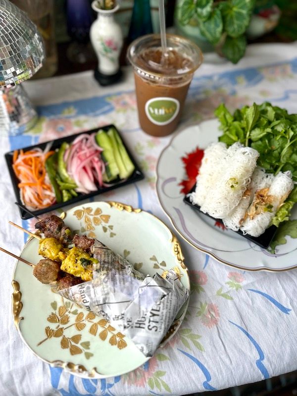 Skewers and bánh hỏi from Vui Vẻ. 