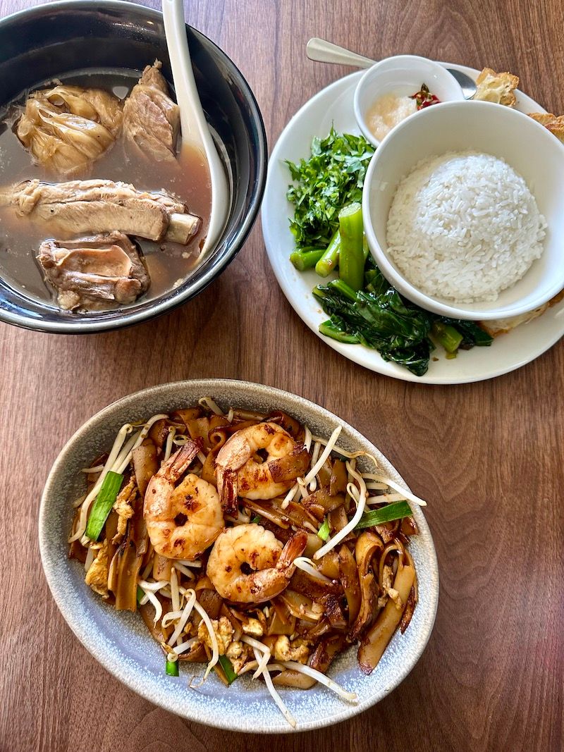 Bak kut teh and Malaysian brunch sets at Damansara