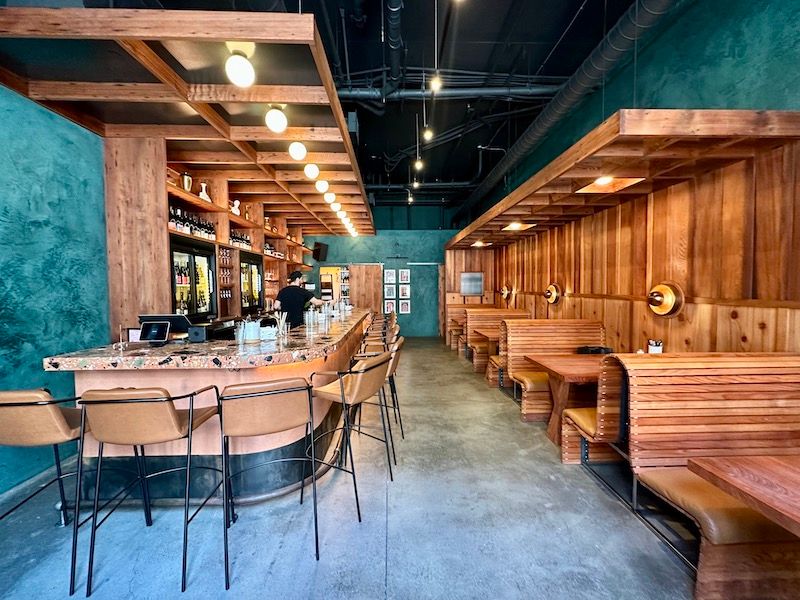 A look into the stylish Bar Gemini. 