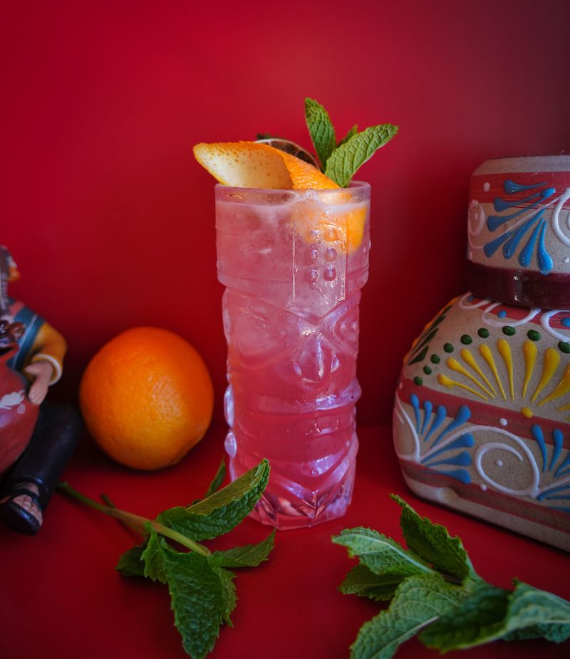 The Noches en CDMX cocktail at el buen comer