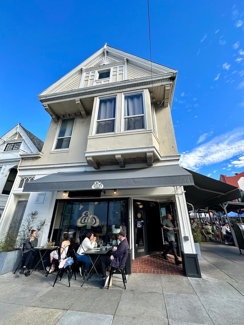 The sunny corner location of Eats in the Inner Richmond. Photo: © tablehopper.com.