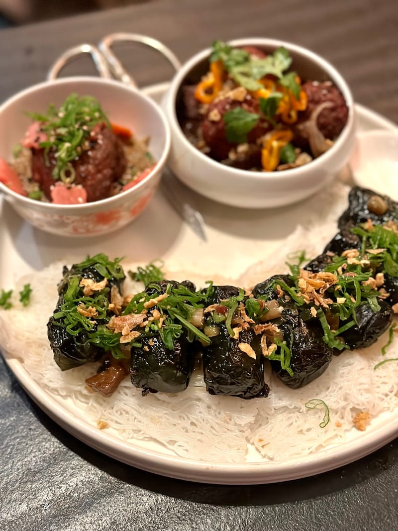 That thing when your food is smiling at you. My favorite course on Lily’s Seven Flavors of Beef menu for Valentine’s Day: bò la lot (with scallion quanciale oil, banh hoi rice noodle). Read more in my Instagram reel. 