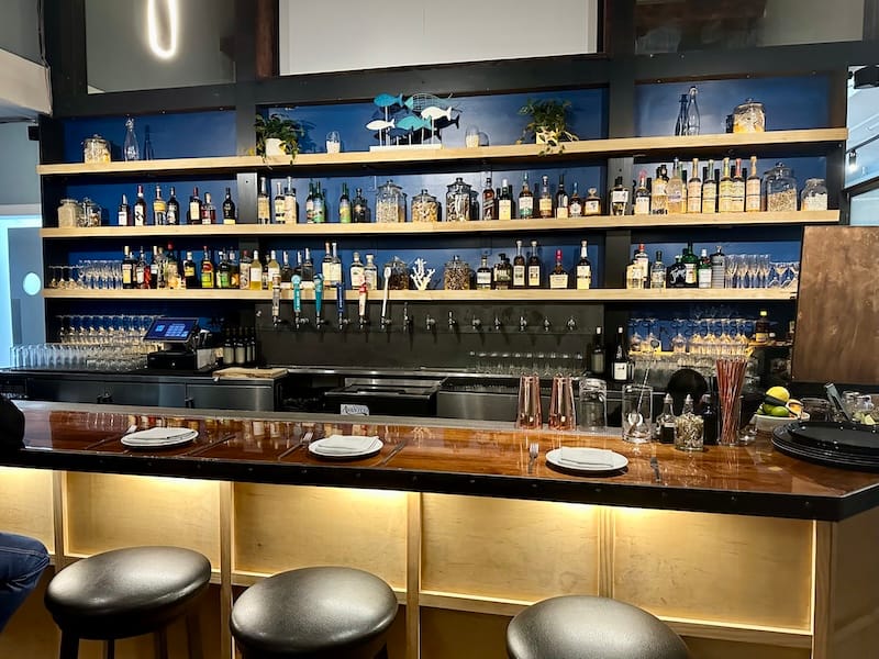 The bar in the back of the dining room. Photo: © tablehopper.com.