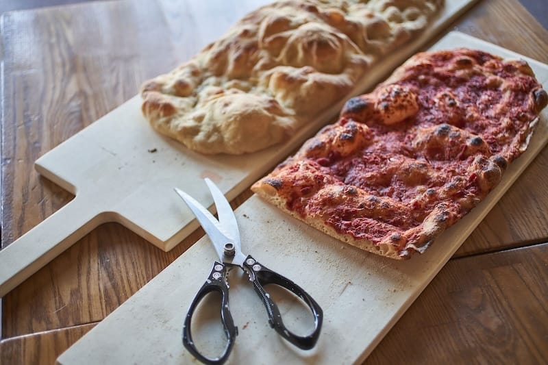 Pizza alla pala. Photo: Bureau Jules.