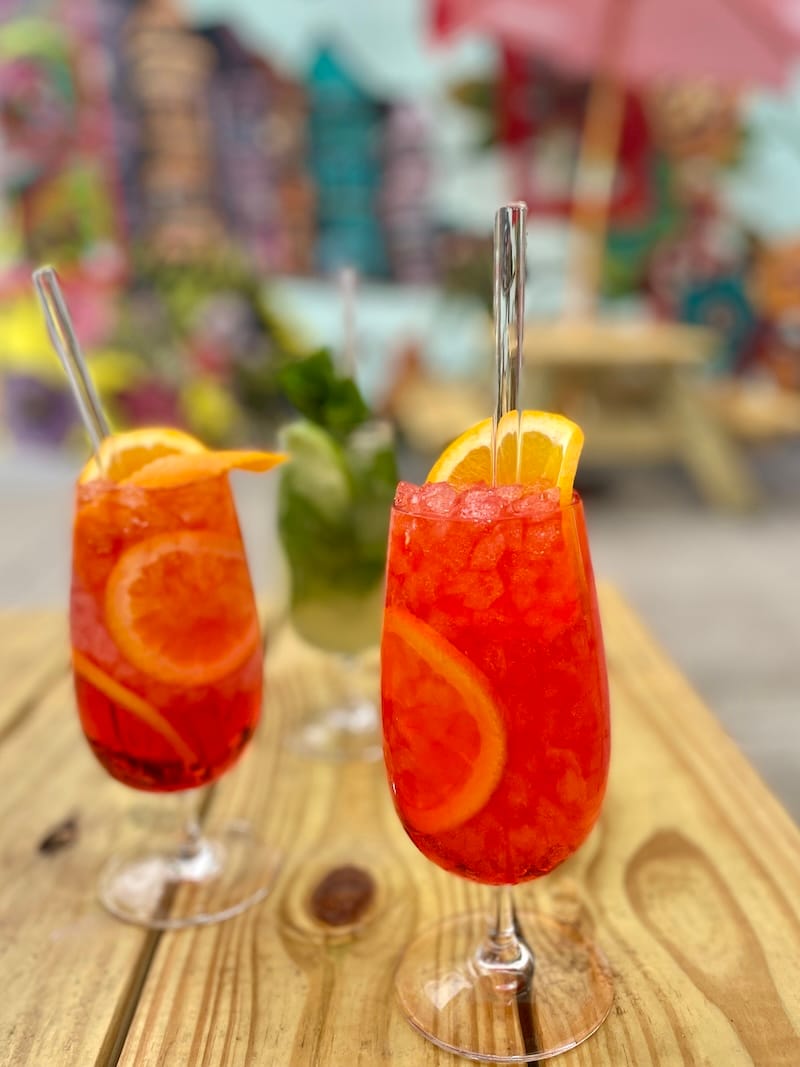 Spritzin’ at Little Red Window. Photo: © tablehopper.com.