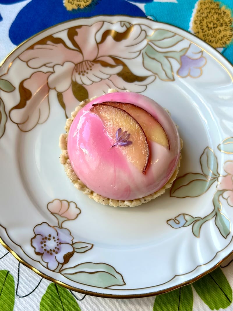 This month’s limited-edition Cheeky Peach cake from Craftsman and Wolves. Photo: © tablehopper.com.