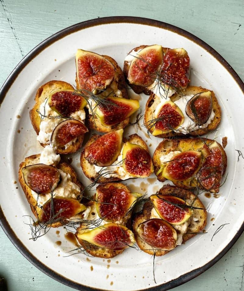 My kind of figs on a plate. Instagram photo via @noshboxsf.