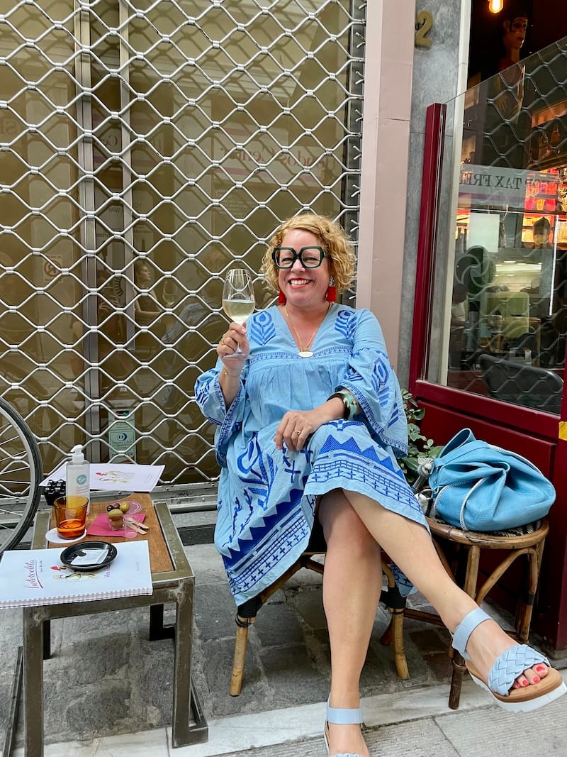 Enjoying bubbles o’clock at Heteroclito. Photo: © tablehopper.com.