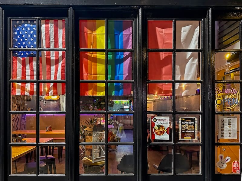 A story of three flags. Photo: © tablehopper.com.