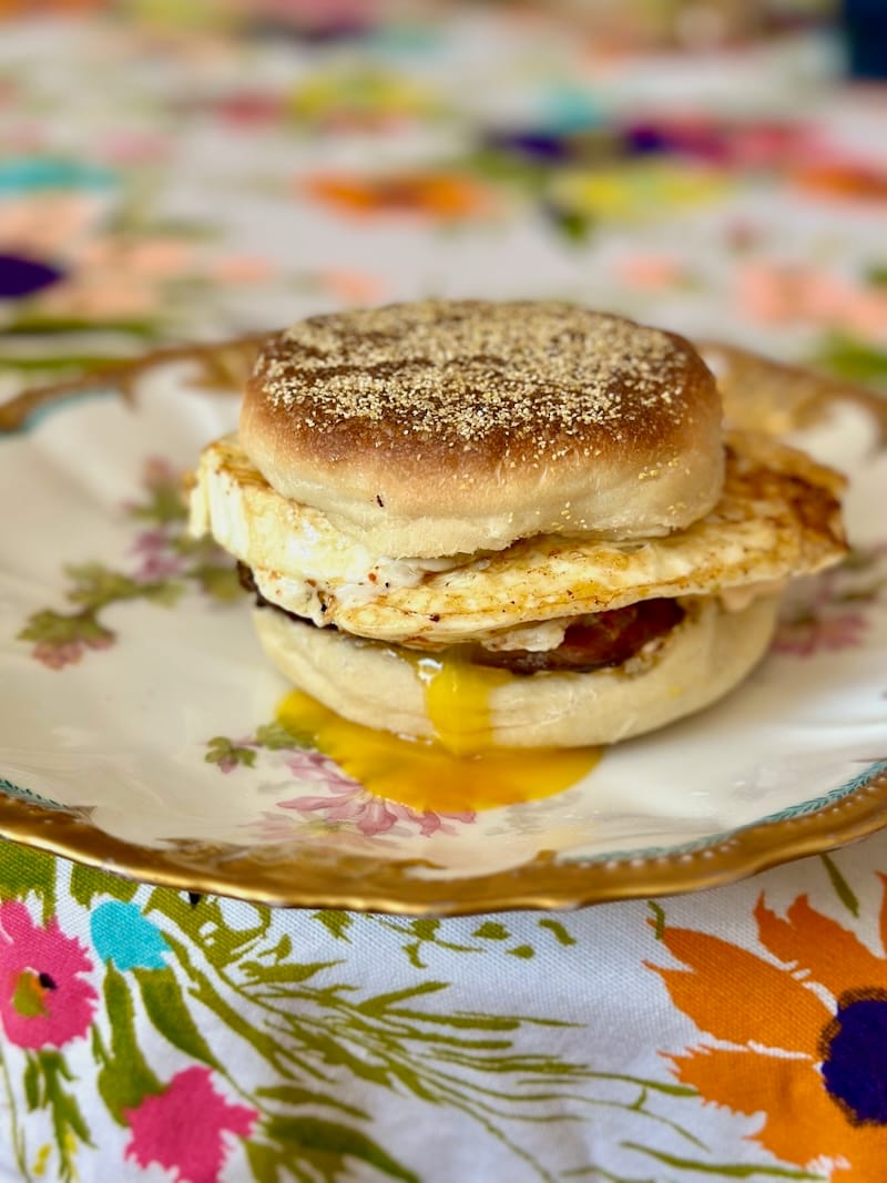 My homemade breakfast sandwich with Early to Rise’s house-smoked Canadian bacon, pimento cheese, and a fried egg on a Leadbetter’s English muffin. Photo: © tablehopper.com.