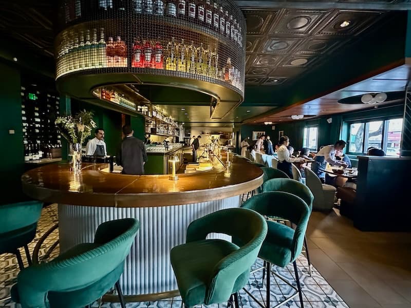 The glam bar and lounge at Tiya. Photo: © tablehopper.com.