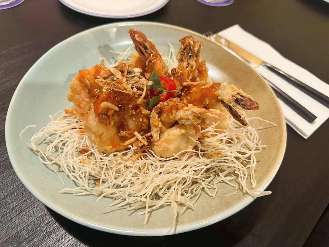 	Fried shrimp with housemade tamarind sauce. Instagram photo via @sawaansf.