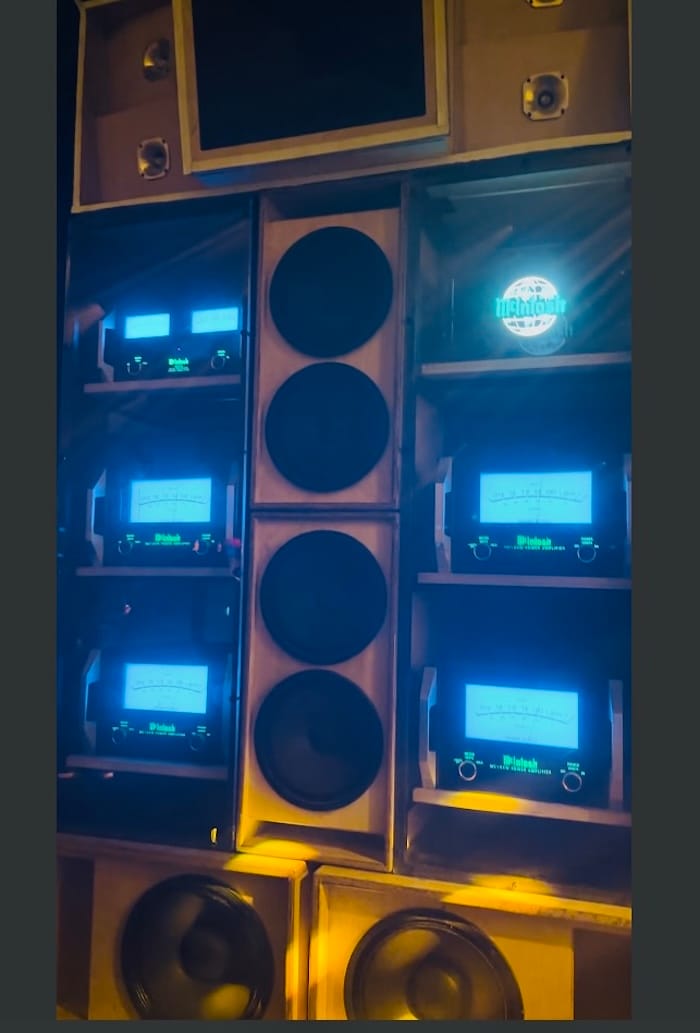 One of the seven McIntosh stacks at Despacio. Photo: © tablehopper.com. DESPACIO PORTOLA 2025
