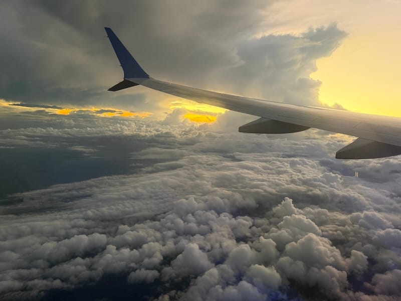 Flying home from Miami through a stunna sunset. Photo: © tablehopper.com.