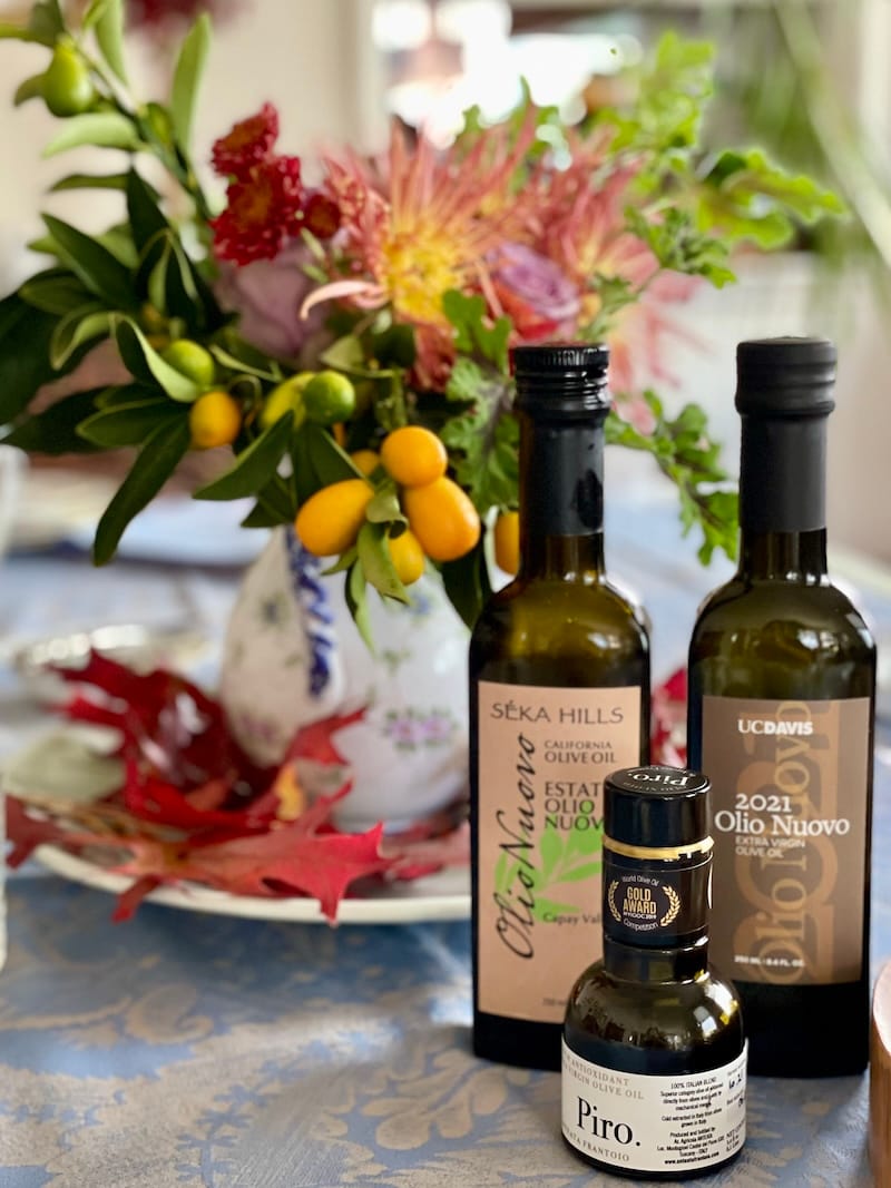 Our annual tasting of olio nuovo at Roberta Klugman’s home. Photo: © tablehopper.com.