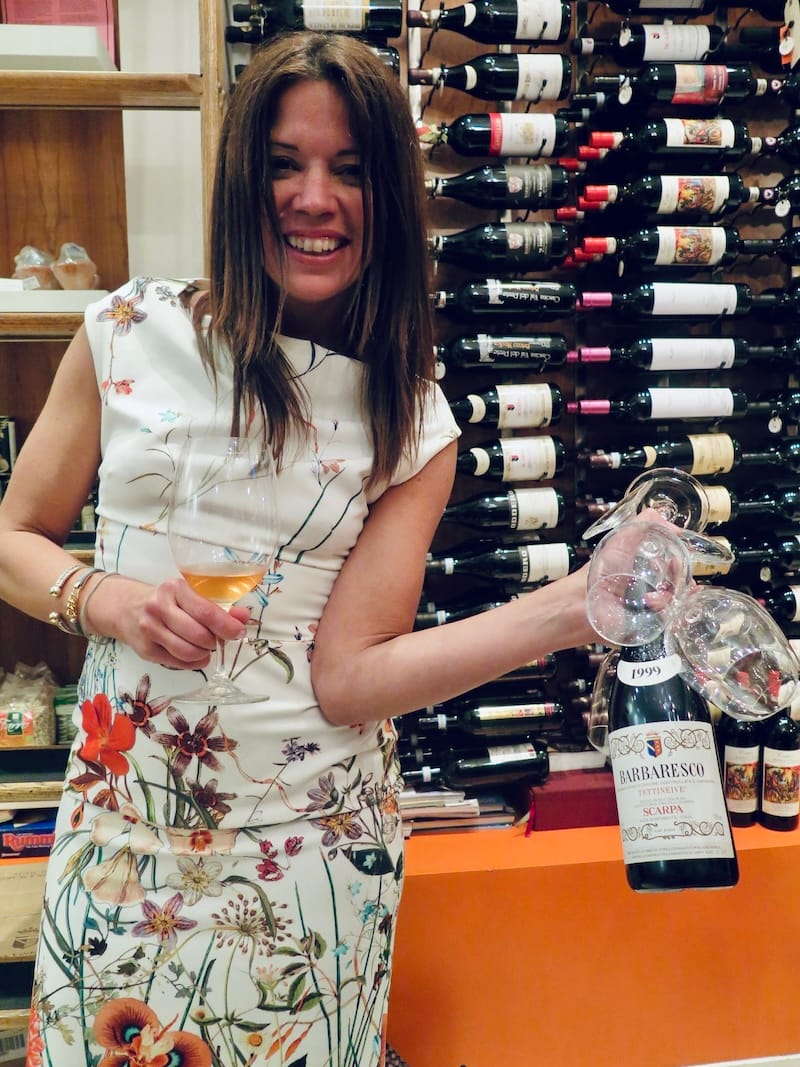 Popping bottles with Italian wine goddess, Ceri Smith, at Biondivino (back in 2015). Photo: © tablehopper.com.