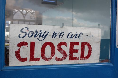 closedsign.jpg