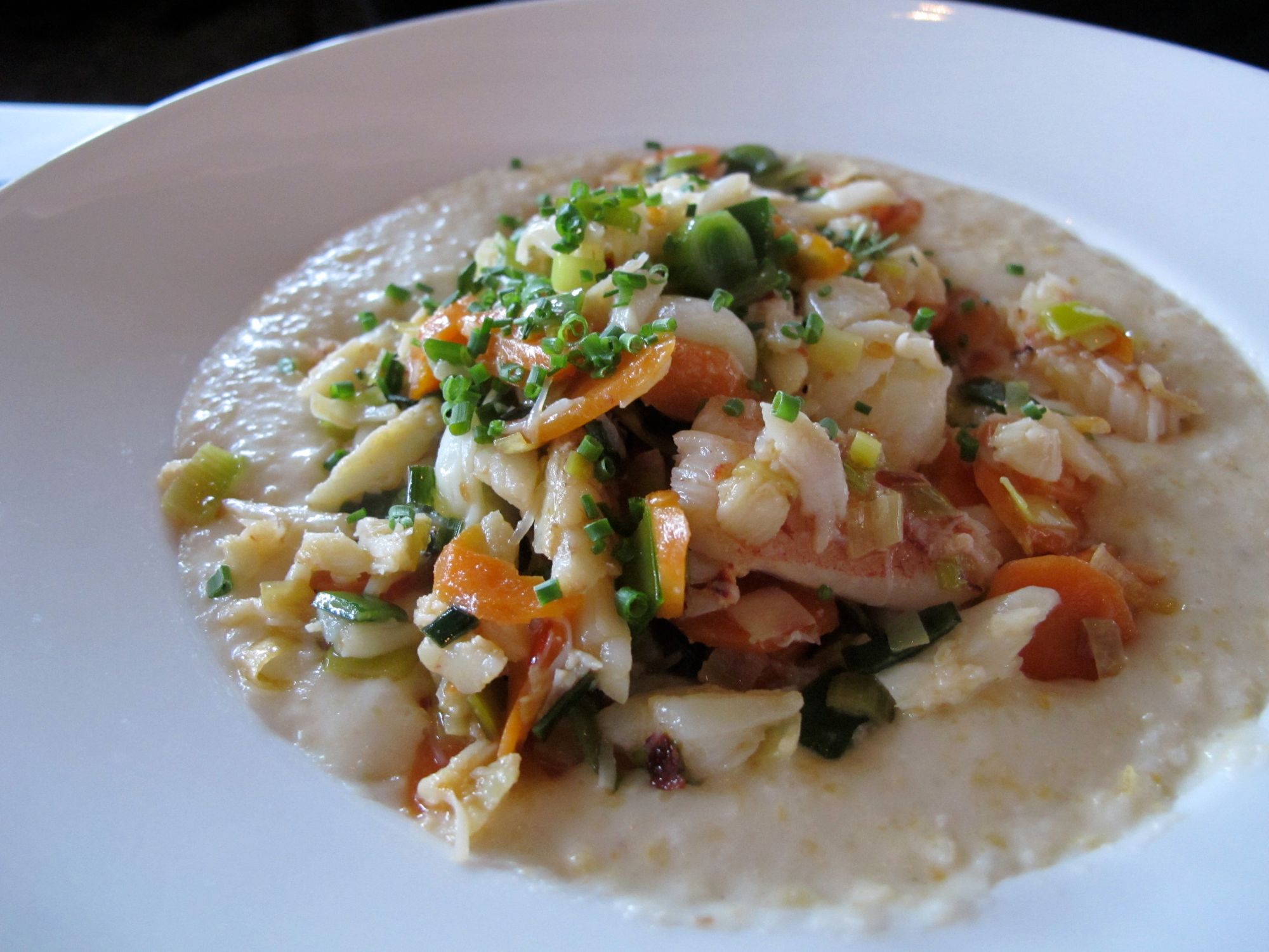 hibiscus-crab-grits.JPG