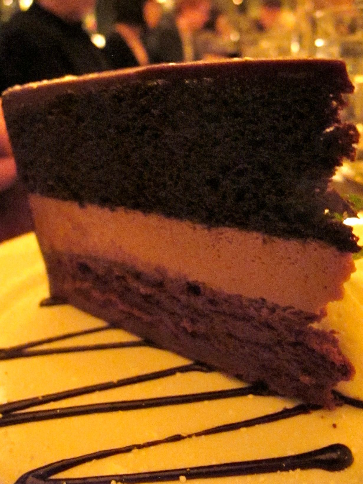 chocolatelayercake.jpg