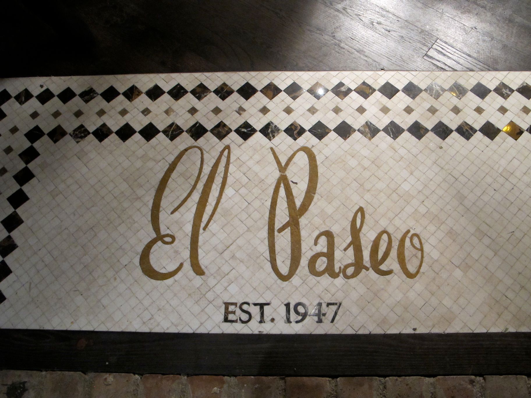 1-paseo-sign.JPG