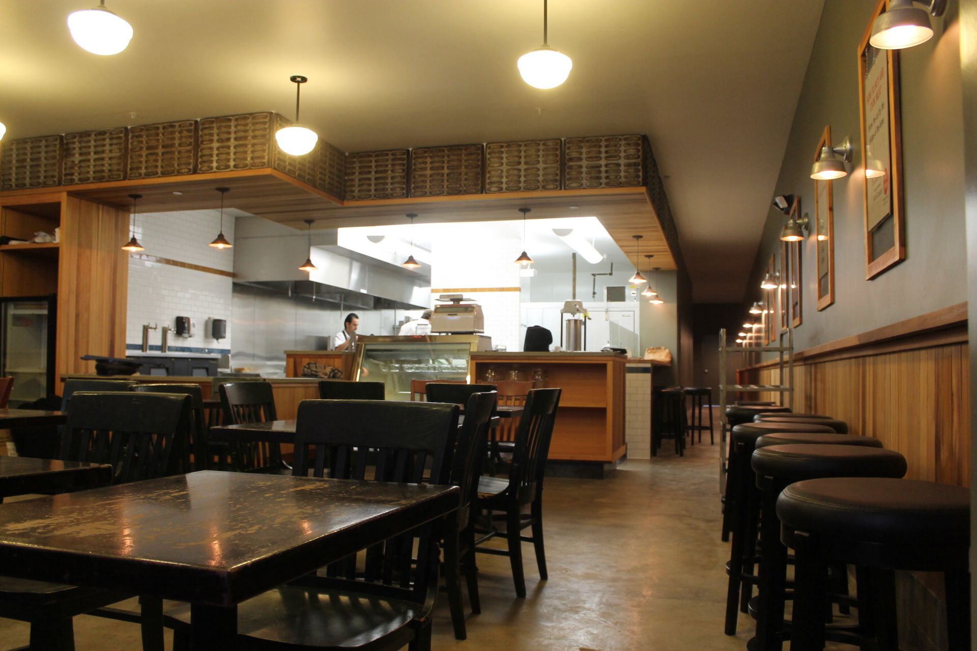 01_Pig_Pie_Interior_Wide.jpg