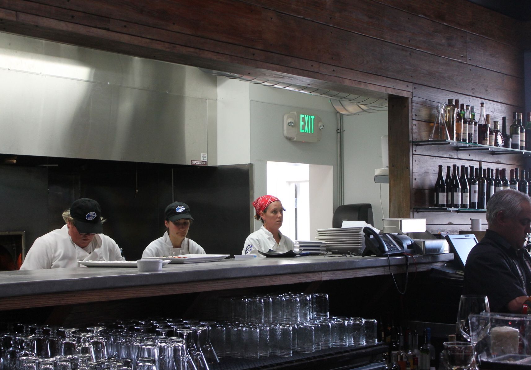 01_Surf_Spot_KitchenView.jpg