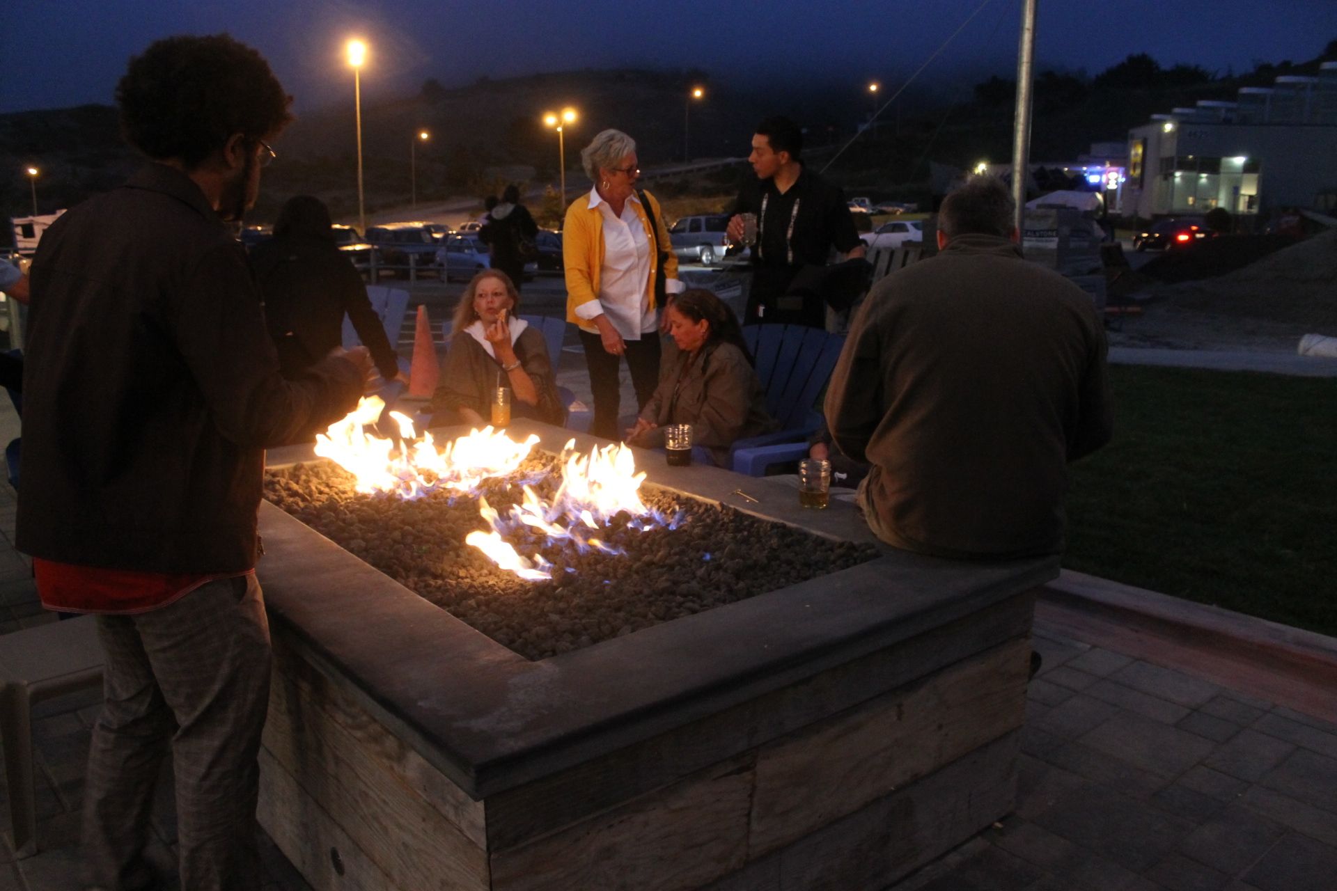02_Surf_Spot_Firepit.jpg
