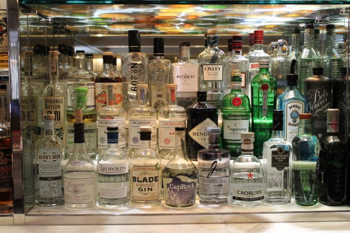 03_SP_Gin_Selection.jpg