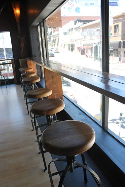 01_Upcider_Window_Counter.jpg