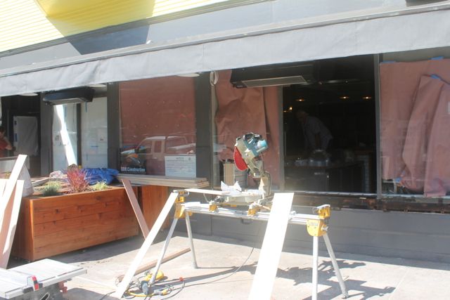03_Corner_Store_Patio.jpg