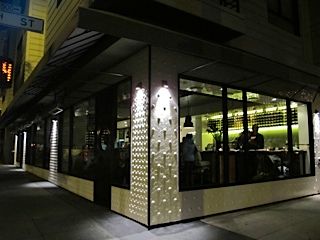 6-farinapizzeria-exterior.jpg