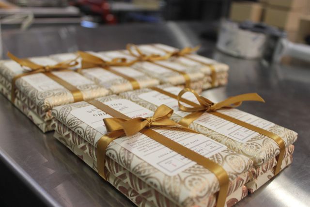06_Dandelion_Chocolate_Bars.jpg