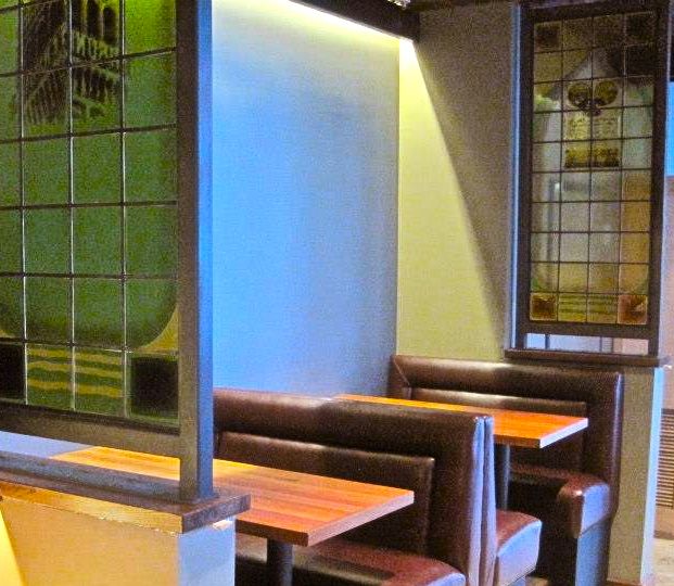 02_Trib_Tavern_banquettes.jpg