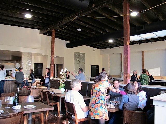 4-A16-rockridge-diningroom.jpg