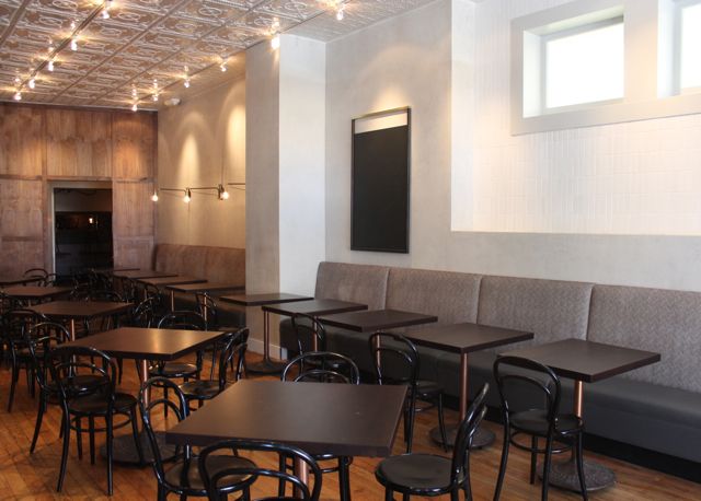 03_Pesce_dining_room.jpg