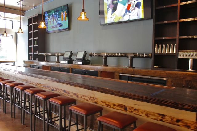 01_taps_bar.jpg