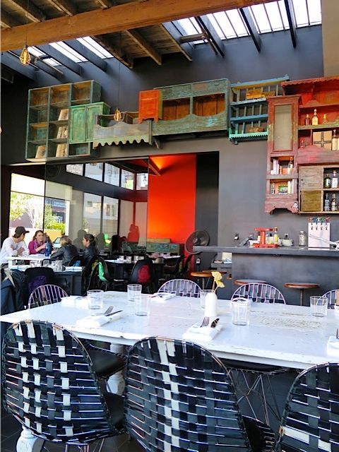 01_Bar_LaUrbana.jpg