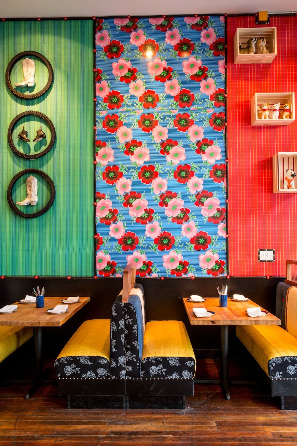 1-Lolo-Banquette-Front_Dining_Room.jpg