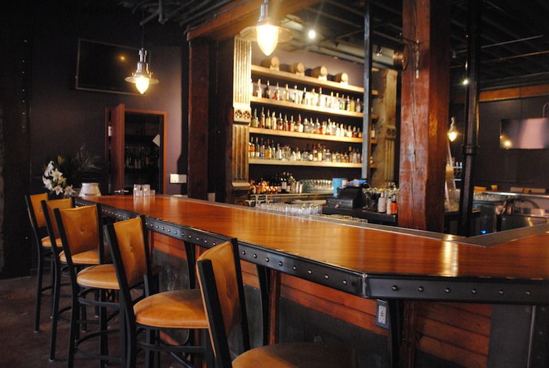 victoryhall-bar.JPG