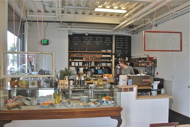 02_Melange_Market_counter.jpg