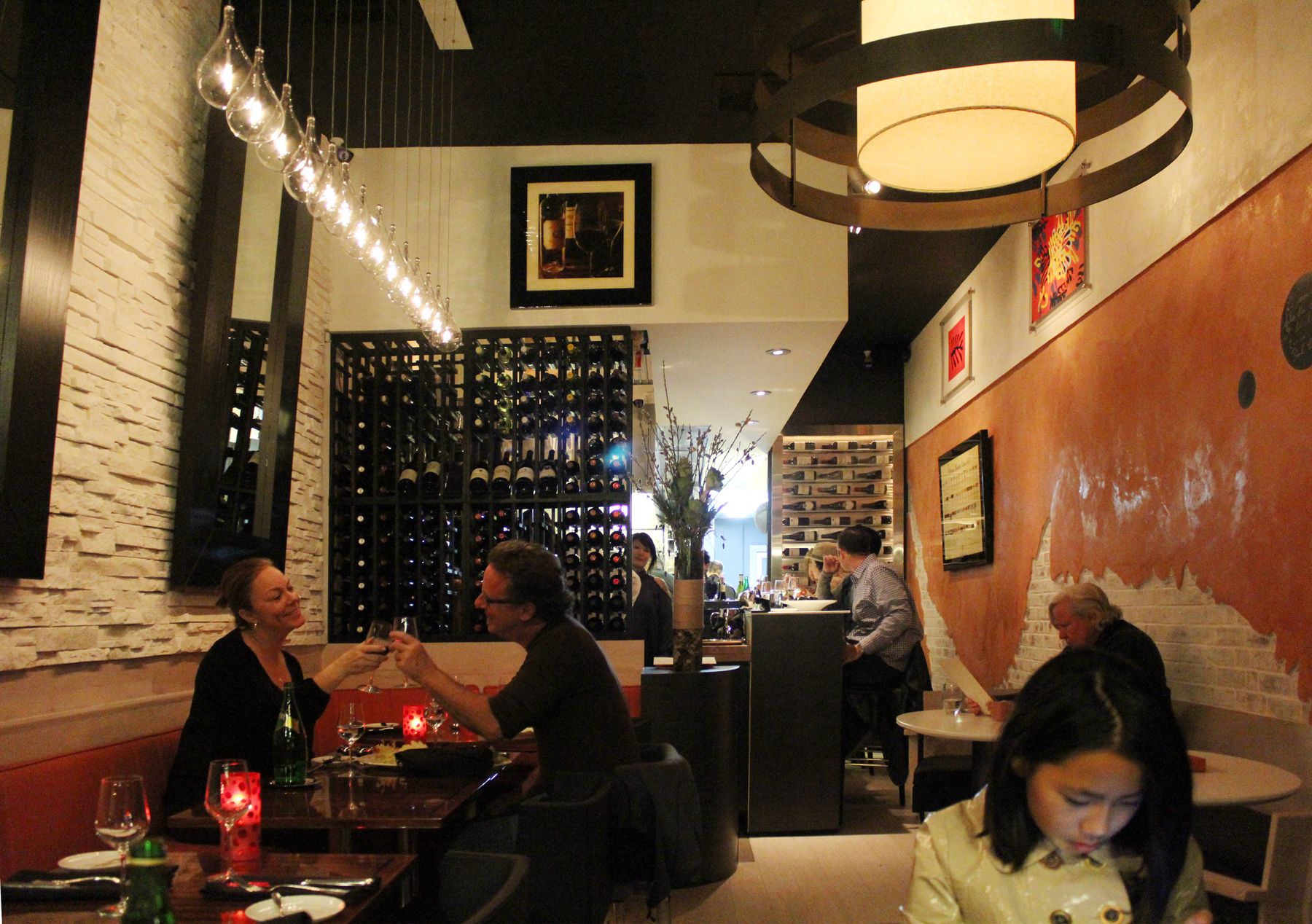 01_Castagna_New_Dining.jpg