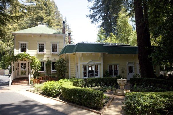 Lark_Creek_Tavern_Exterior.jpg
