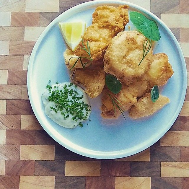 02_black_sands_battered_cod.jpg